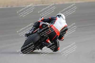 media/Dec-17-2022-SoCal Trackdays (Sat) [[224abd9271]]/Turn 10 Backside (120pm)/